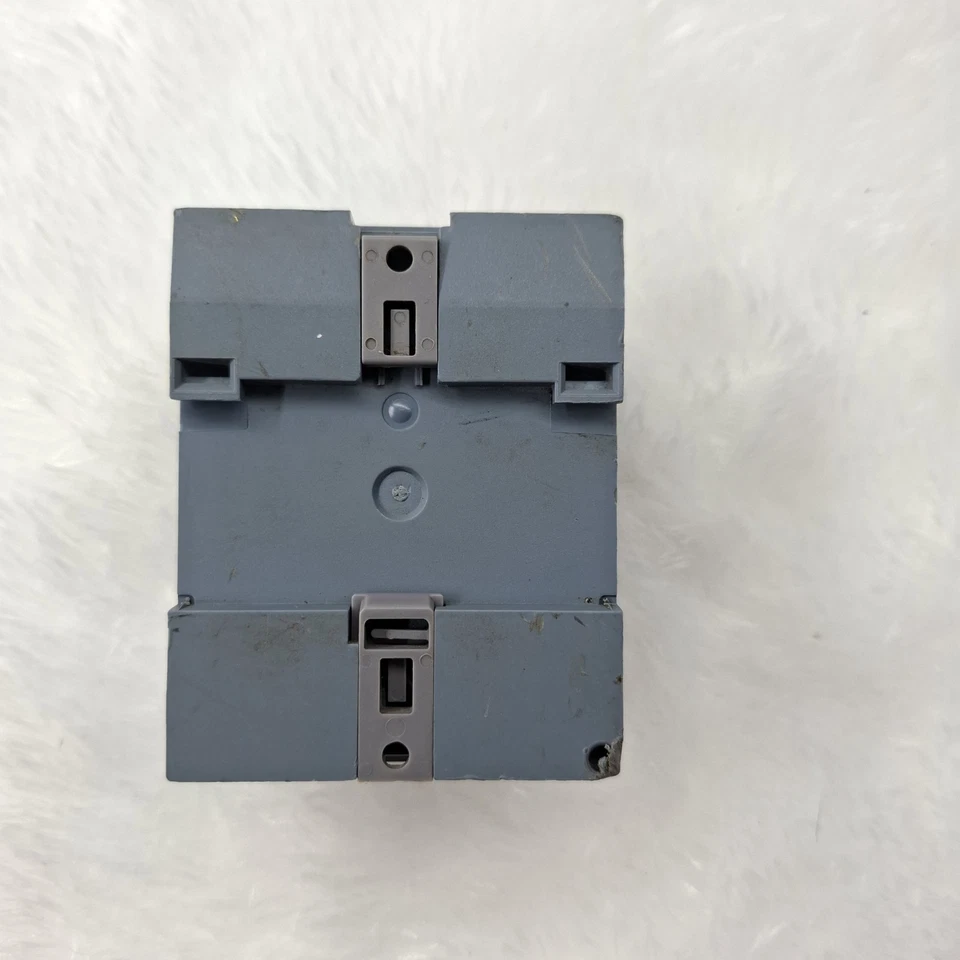 USED WORKING SIEMENS 6ED1052-1MD08-0BA0 12/24RCE 24VDC LOGO PLC 6ES10521MD080BA0